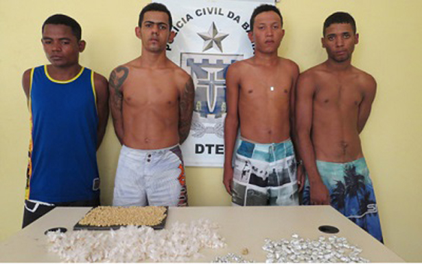 Polícia apreende 3 mil pedras de crack em Feira de Santana