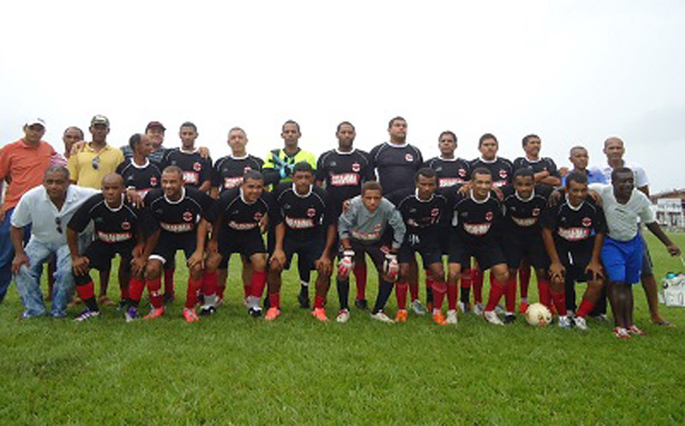 Seleção Master de Barra do Rocha é campeã em torneio de futebol em Ipiaú