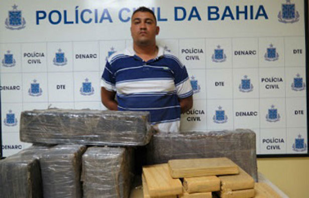 Homem é preso tentando transportar 100 kg de maconha para Salvador