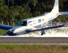 Porto Seguro: Avião faz pouso forçado após falha em trem de pouso
