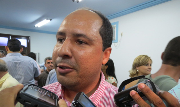 Caravelas: justiça afasta prefeito por improbidade administrativa