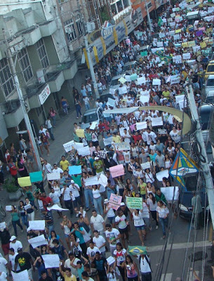Manifestação em Itabuna reúne mais de 7 mil pessoas