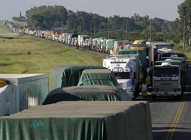 Greve dos caminhoneiros causa prejuízos a diversos setores na Bahia; cinco morreram