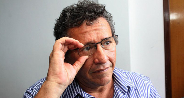 TCM mantém condenação e Luiz Caetano terá que ressarcir R$ 737 mil aos cofres públicos