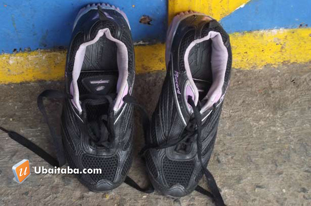 Ubaitaba: Ladrão rouba estabelecimento e deixa um par de tênis no local