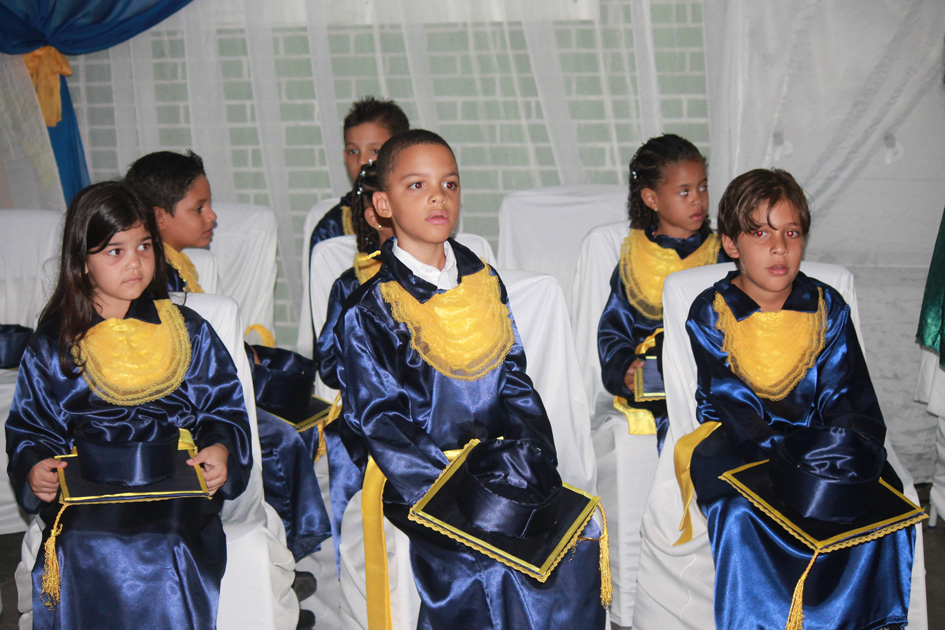 Ubaitaba: Escola Estação Criança formou os Doutores do Saber; A formatura foi um sucesso!