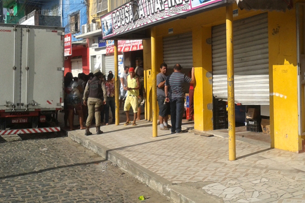 Ubaitaba: Depósito do Supermercado Pague Menos é arrombado pela segunda vez
