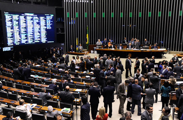 Congresso aprova mudança da meta fiscal e autoriza deficit de até R$ 170,5 bi