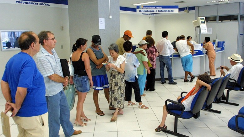 INSS injeta R$ 1 bilhão na Bahia; pagamento da 1ª parcela do abono para aposentados inicia quinta