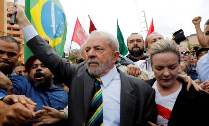 PT registra candidatura de Lula à Presidência da República no TSE
