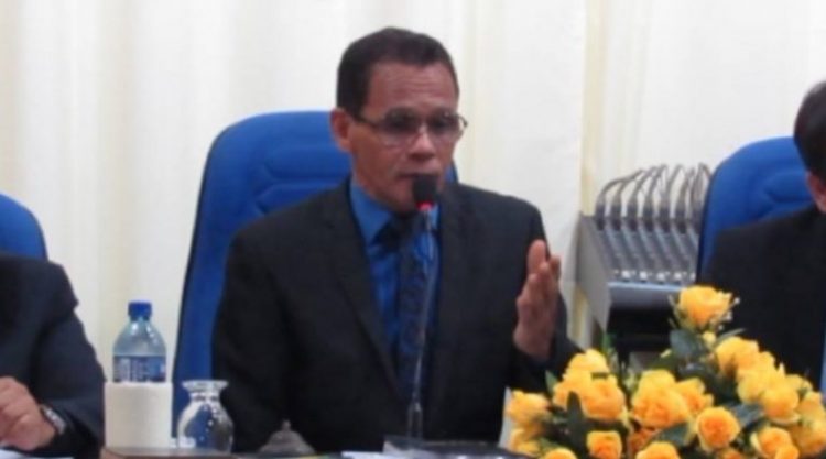 Camamu: Vereador Enoc Souza é reeleito Presidente da Câmara