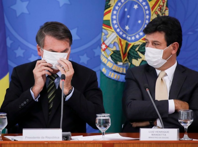 Lewandowski decide que sejam tornados públicos exames de Bolsonaro para Covid-19