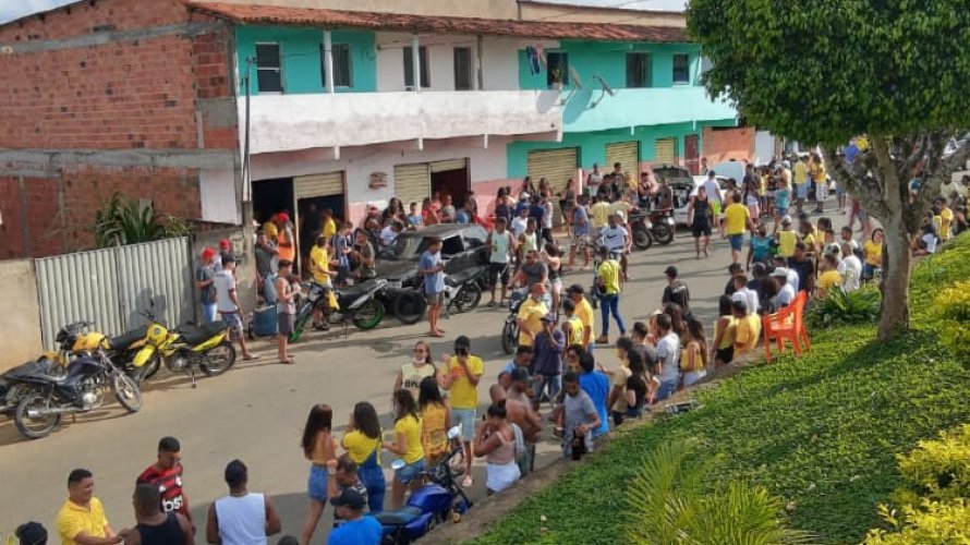 Ilhéus e Ubaitaba, na região sul da Bahia, registram aglomerações durante o final de semana