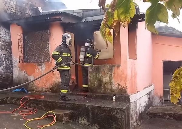 Itabuna: Irmãos de 8 e 3 anos morrem carbonizados dentro de casa