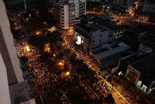 Protestos levam mais de 1 milhão de pessoas às ruas no Brasil