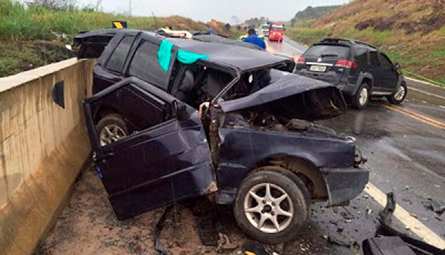 Homem morre em acidente na BR-101, no extremo sul da Bahia