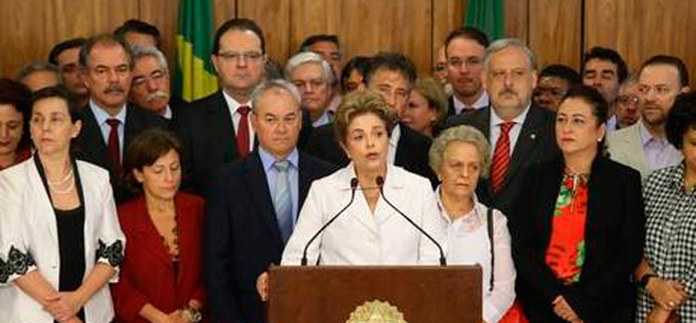 “Vou lutar até o fim”, diz Dilma em discurso após ser afastada