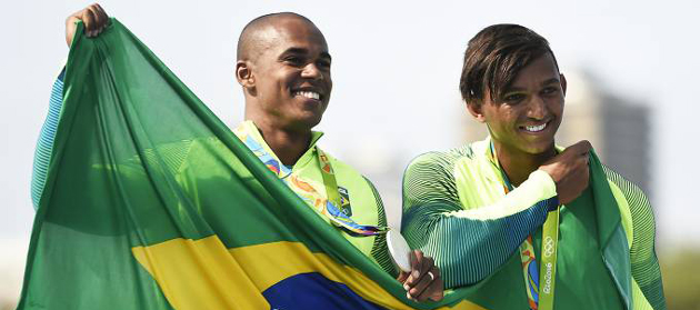 Governador recebe os medalhistas olímpicos Isaquias Queiroz e Erlon Silva