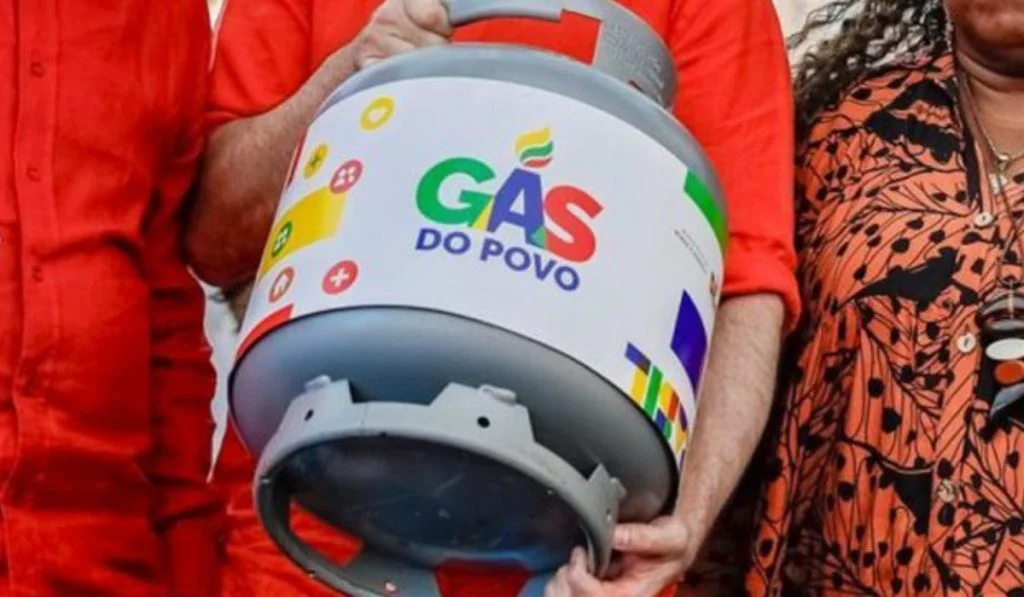 Governo libera R$ 330 milhões para segurar preço do gás de cozinha