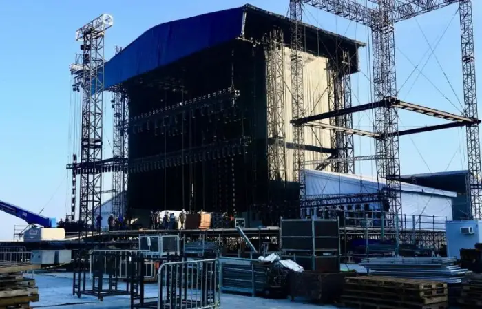 Trabalhador morre durante montagem de palco para show de Shakira no Rio de Janeiro